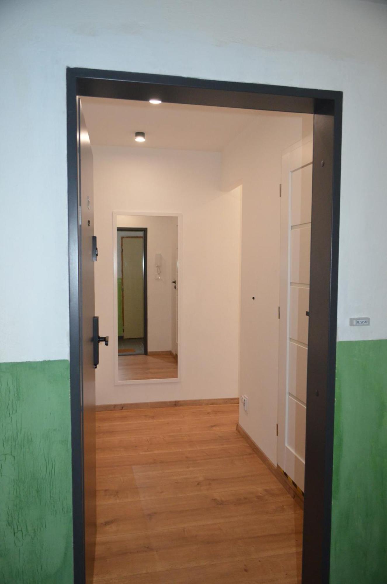 Apartment Hemsen Пряшів Екстер'єр фото