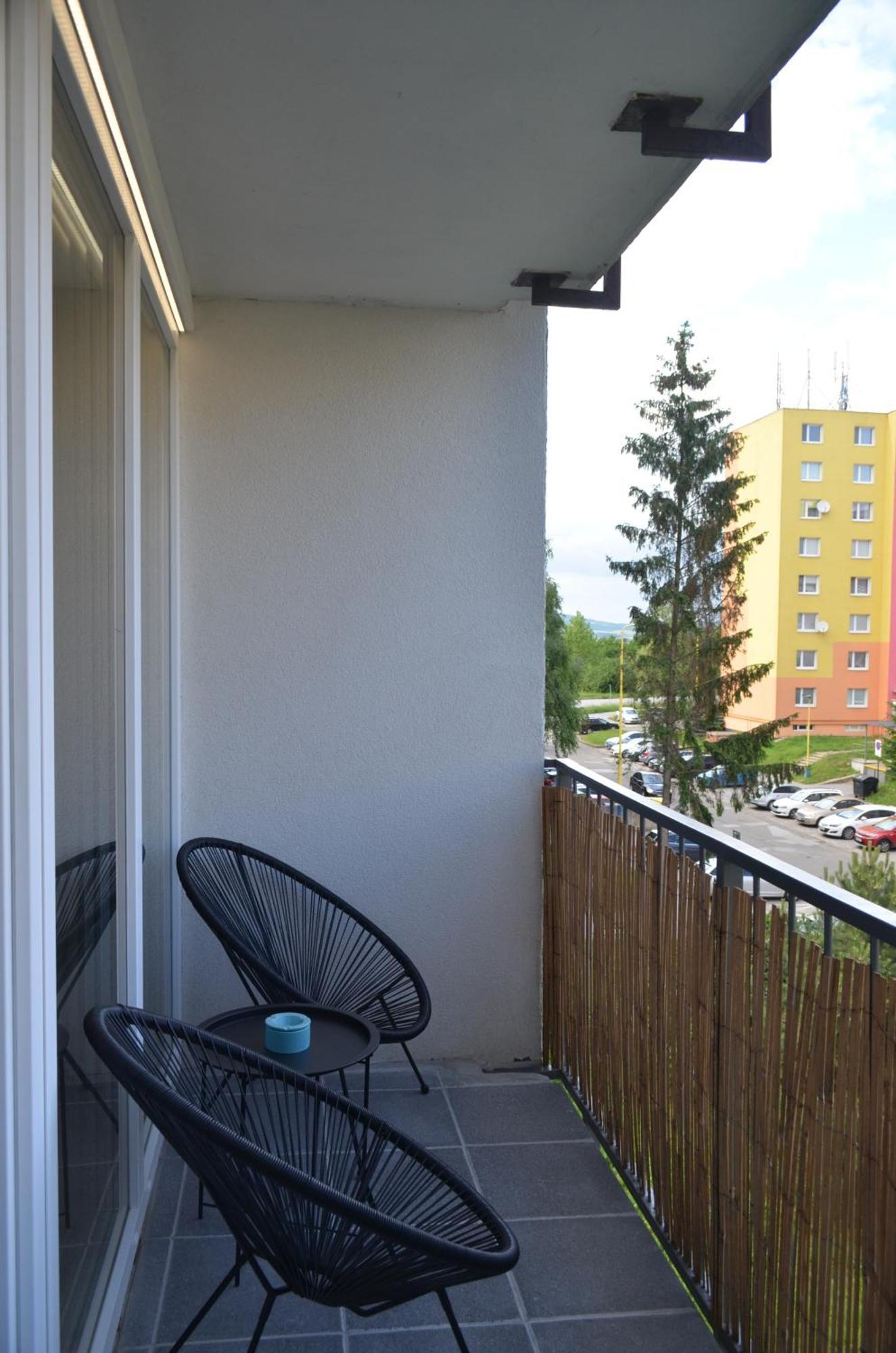 Apartment Hemsen Пряшів Екстер'єр фото